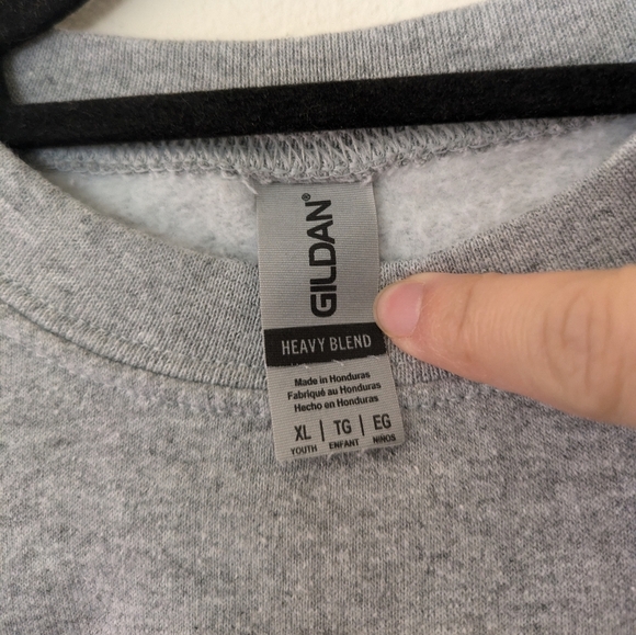 Gildan Cat Mom Gray Sweatshirt Fleece Lined Women's size M Cat Lover BookTok - Picture 6 of 7